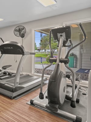 Fitness center at Aspen Park Apartments in Wichita, Kansas