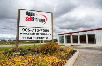 Apple Self Storage East Gwillimbury location