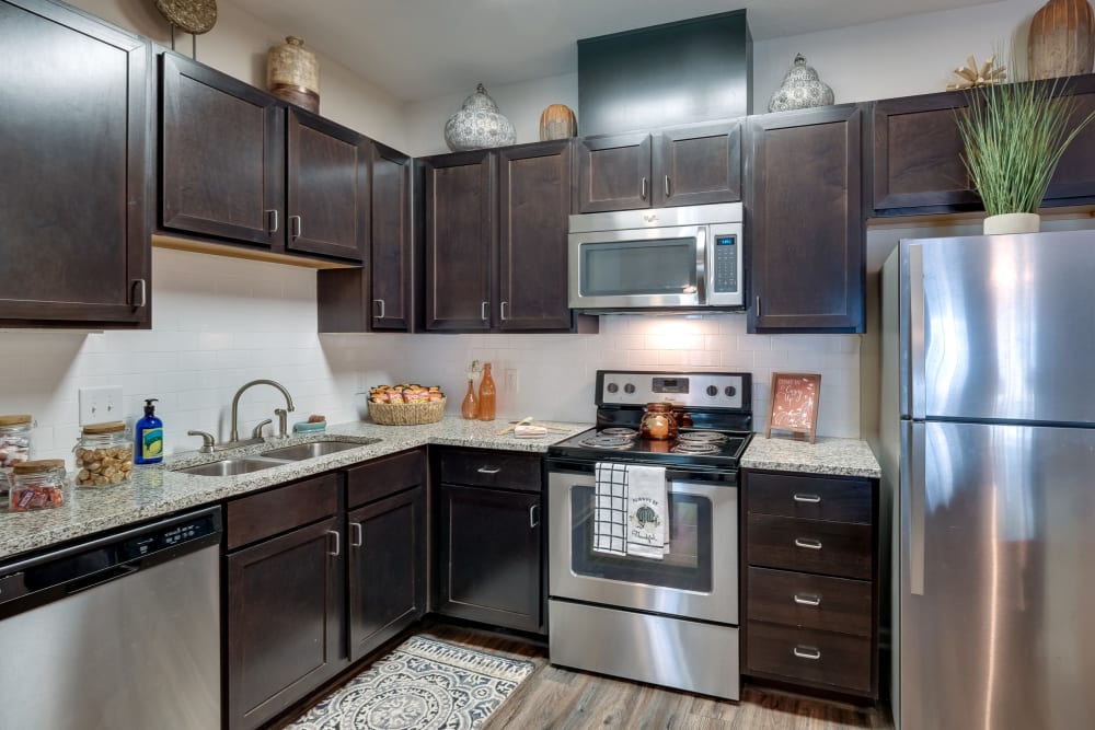 Kitchen with modern appliances at Parc at Broad River | Apartments in Beaufort, South Carolina