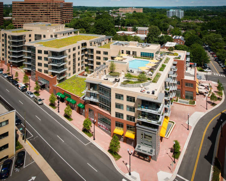 Overhead view of the rooftop pool at 2001 Clarendon BLVD in Arlington, Virginia