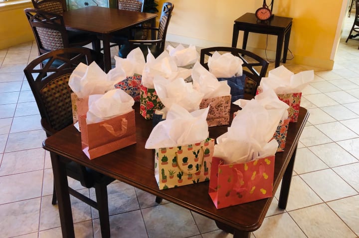 Gift bags for volunteers