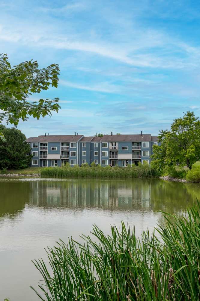 Lake and building exterior at Lakeshore Reserve Off 86th in Indianapolis, Indiana