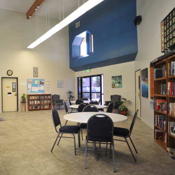 Glendora Gardens offers a wide variety of amenities in Glendora, California