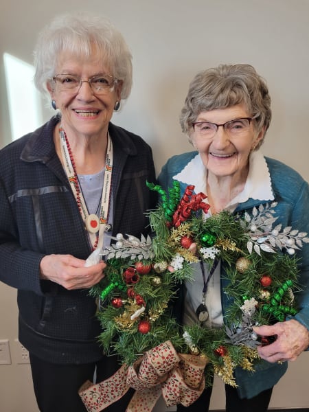 Turners Rock (MO) residents made their very own custom wreaths to hang on their doors.