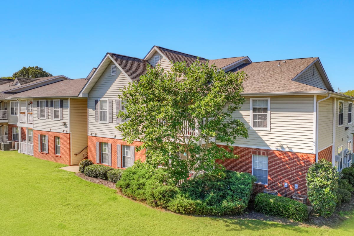 Lush green exterior at Atlas at Goodlett Farms in Cordova, Tennessee