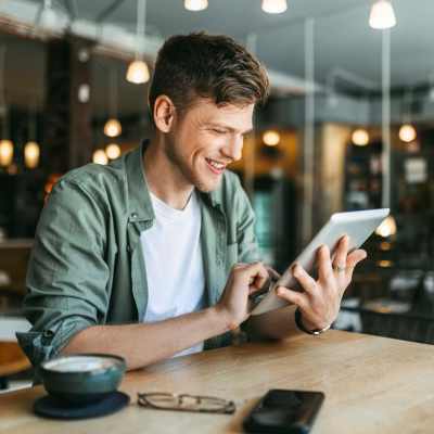 Education & Employment near Regency Plaza Apartment Homes in Martinez, California