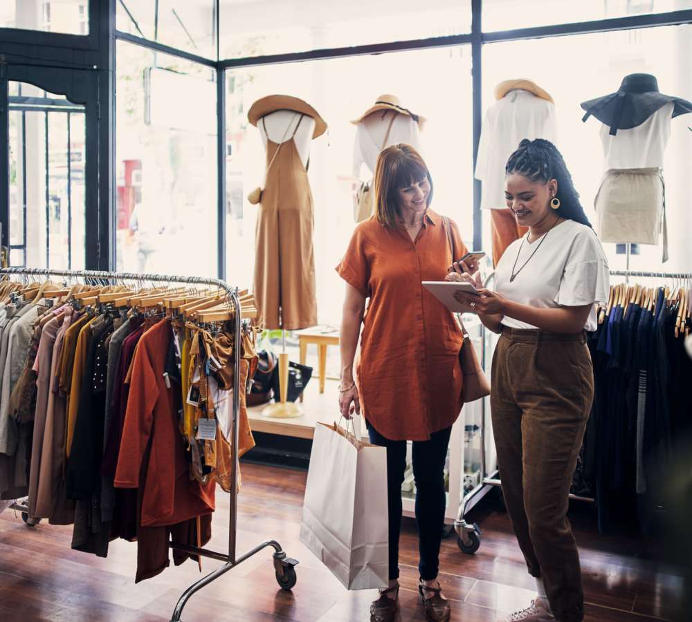 Resident woman shopping near Sycamore Villas in Nashville, Tennessee