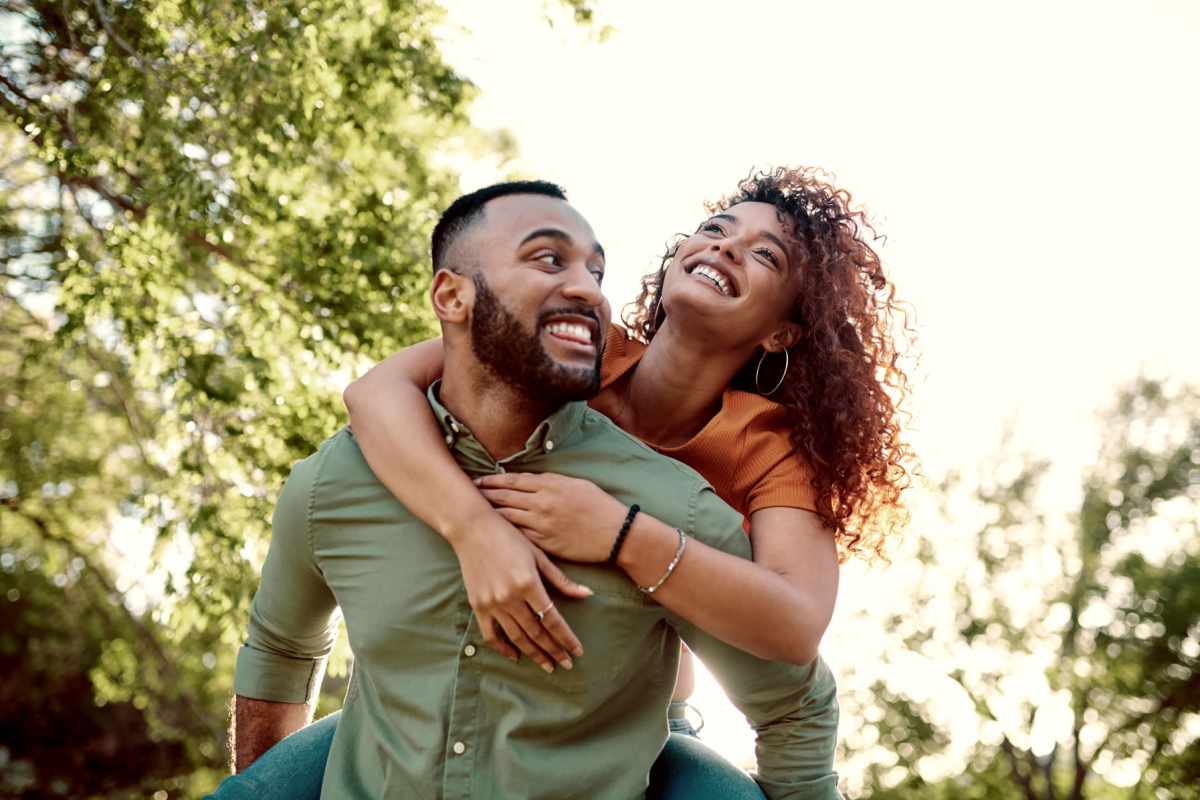 A happy resident couple at Forsythia Court Apartments in Abingdon, Maryland
