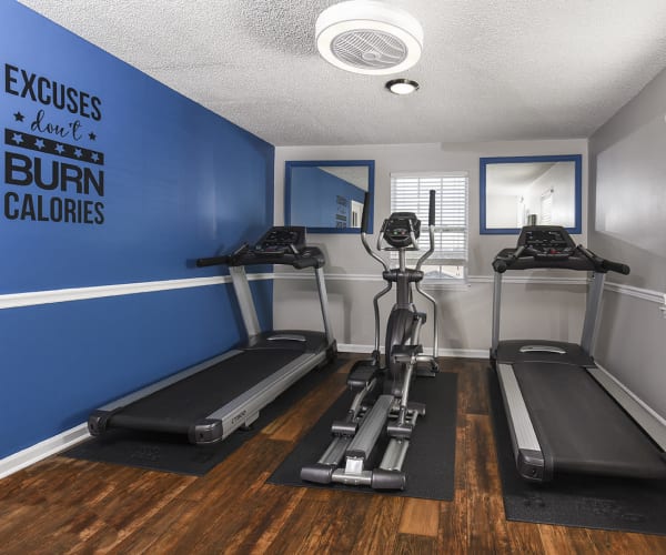 Homewood Heights Apartment Homes' fitness center in Birmingham, Alabama