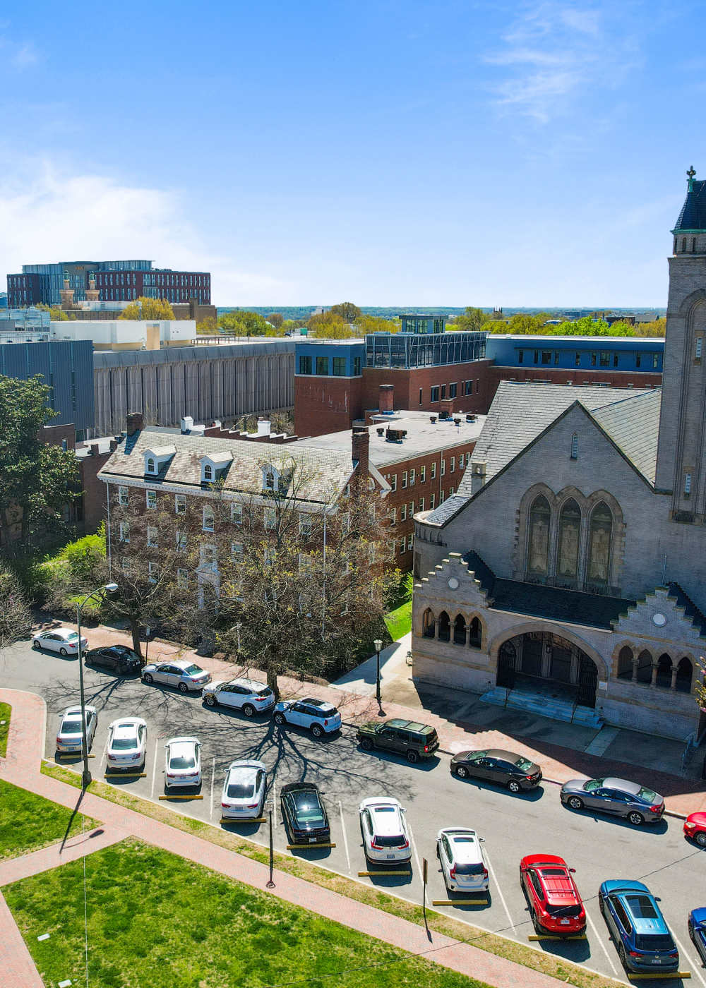 Aerial view of the community surrounding 1005 Grove Ave Apartments in Richmond, Virginia