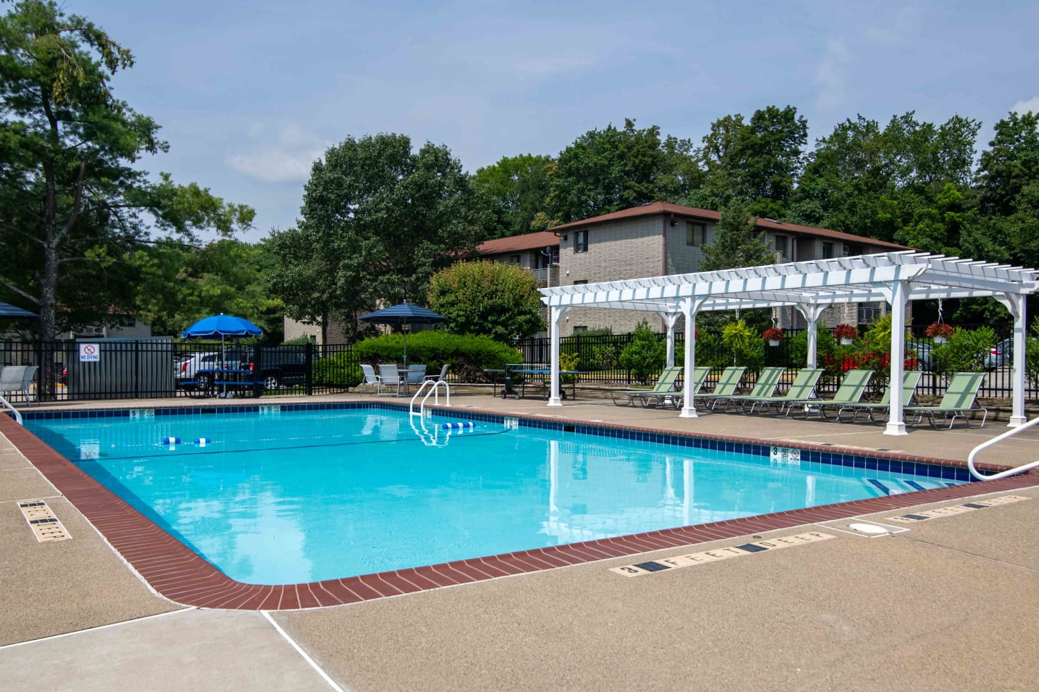 Swimming pool at Imperial Gardens Apartment Homes in Middletown, NY