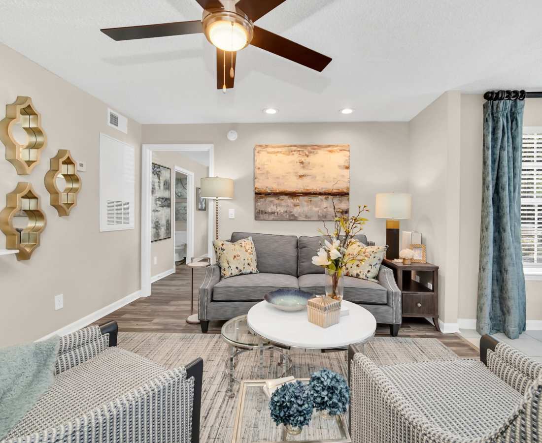 Living area at The Summit At Metrowest in Orlando, Florida