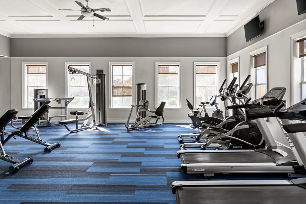 Resident gym at Citrus Tower | Apartments in Clermont, Florida