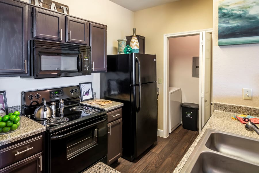 A view of the kitchen at Signature Point Apartments