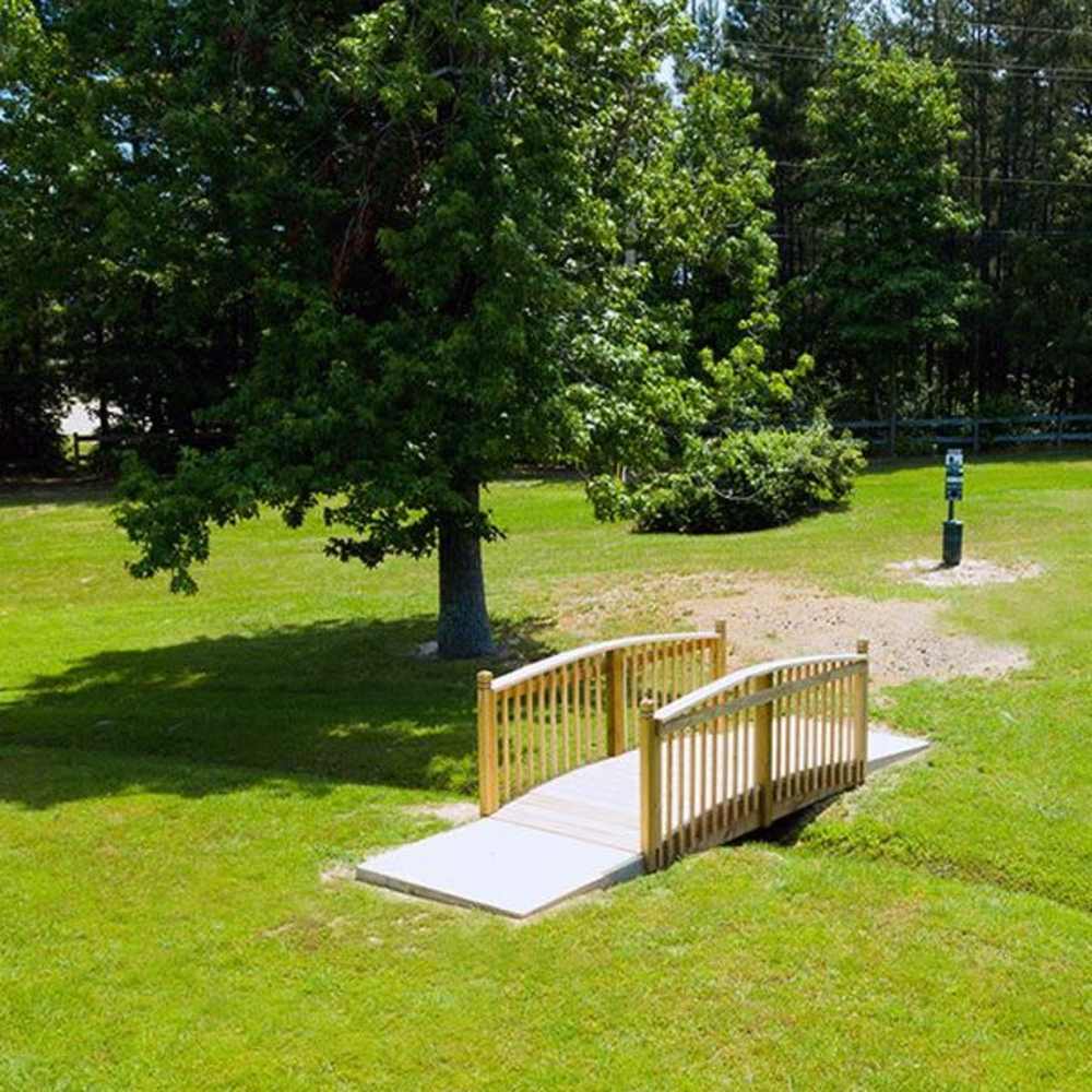Community surrounded by greenery at Parkview Estates in Liberty City, Texas