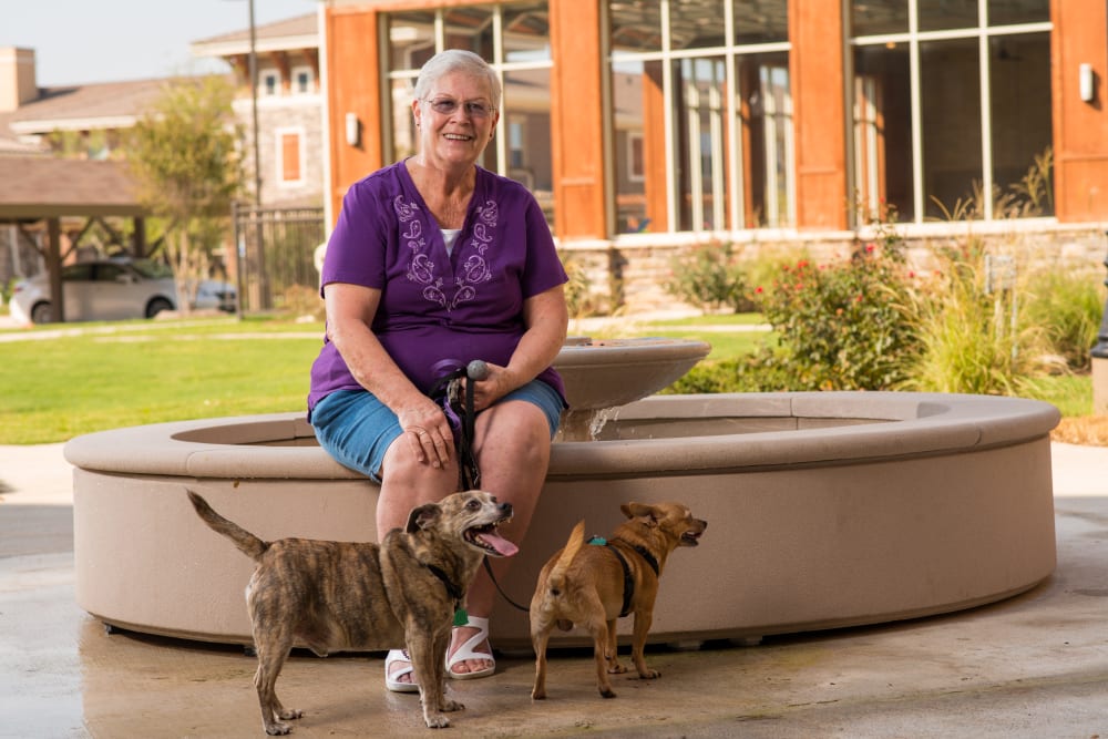 Bring your pets to Integrated Senior Lifestyles communities