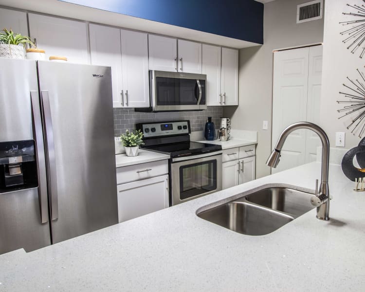 Studio, 1, 2 & 3 Bedroom Apartments in Plantation Ft ...