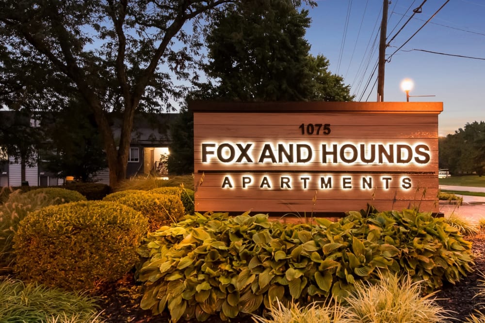 Community signage for Fox and Hounds Apartments in Columbus, Ohio