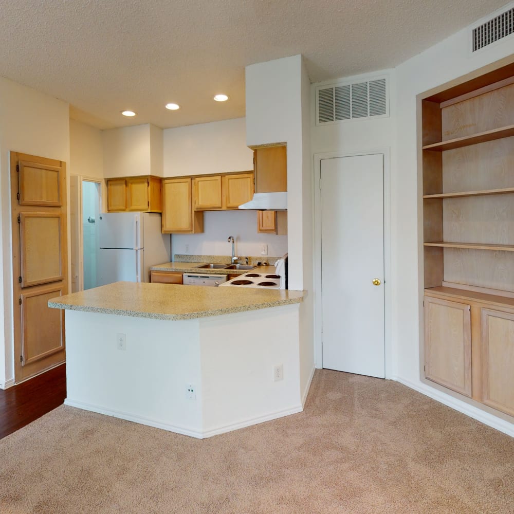 Kitchen Oaks White Rock in Dallas, Texas