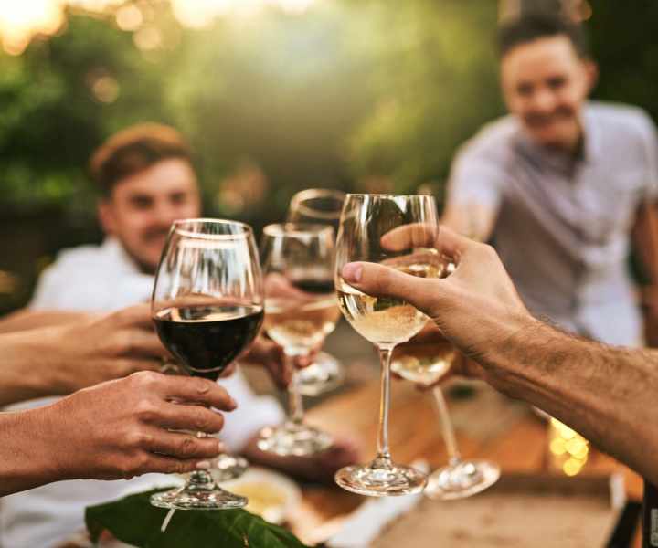 Resident enjoying drinks near Alcove in Montgomery, Alabama