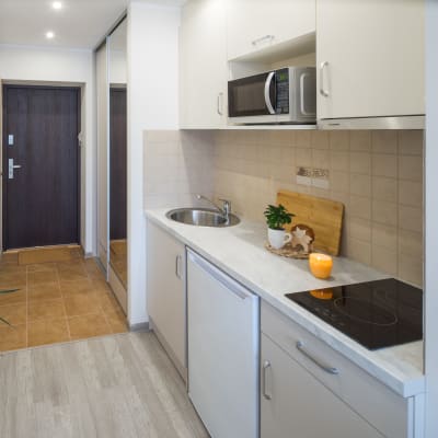 White cabinets in a kitchen at Santa Margarita in Oceanside, California