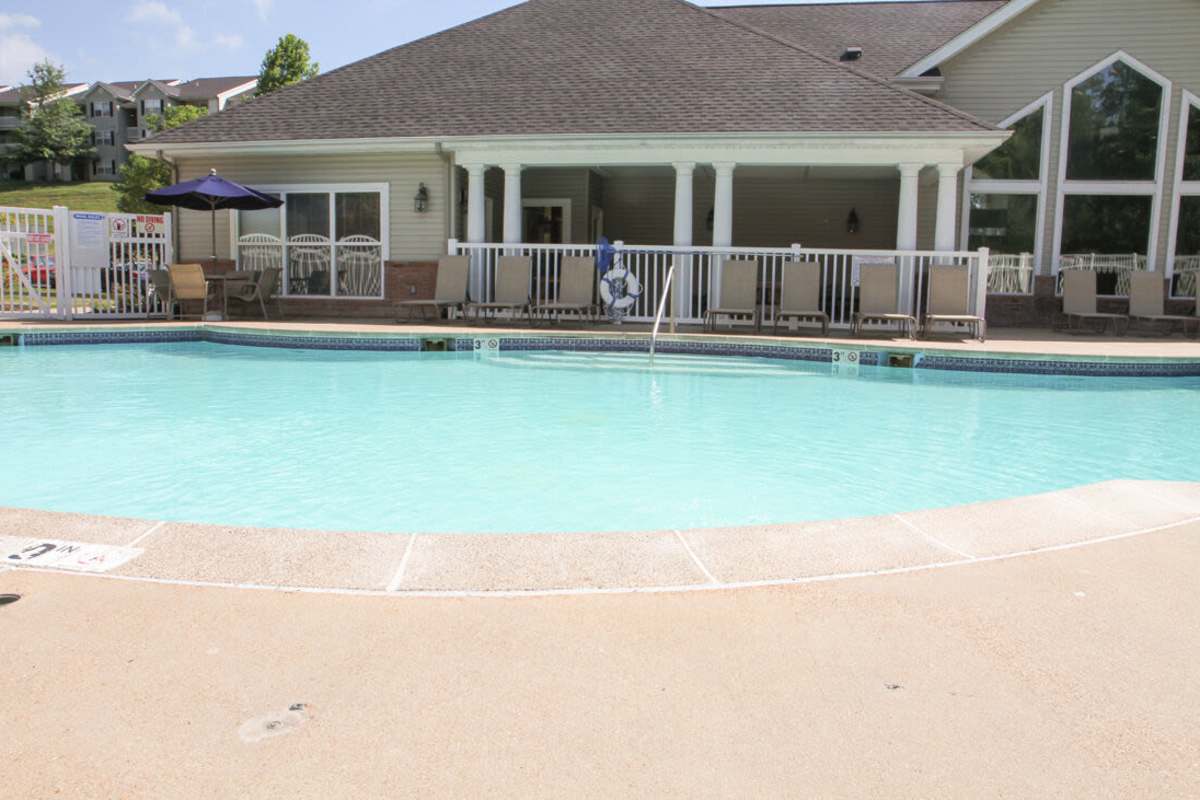 Lakewood Apartments offers a wide variety of amenities in Imperial, Missouri