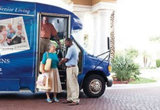South Carolina senior living residents can get around by private bus