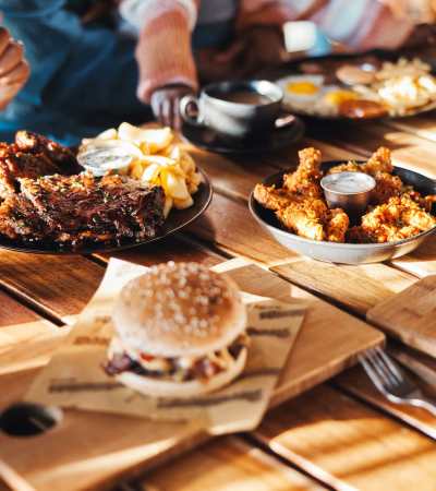 Food and drink near Skyecrest Apartments in Lakewood, Colorado