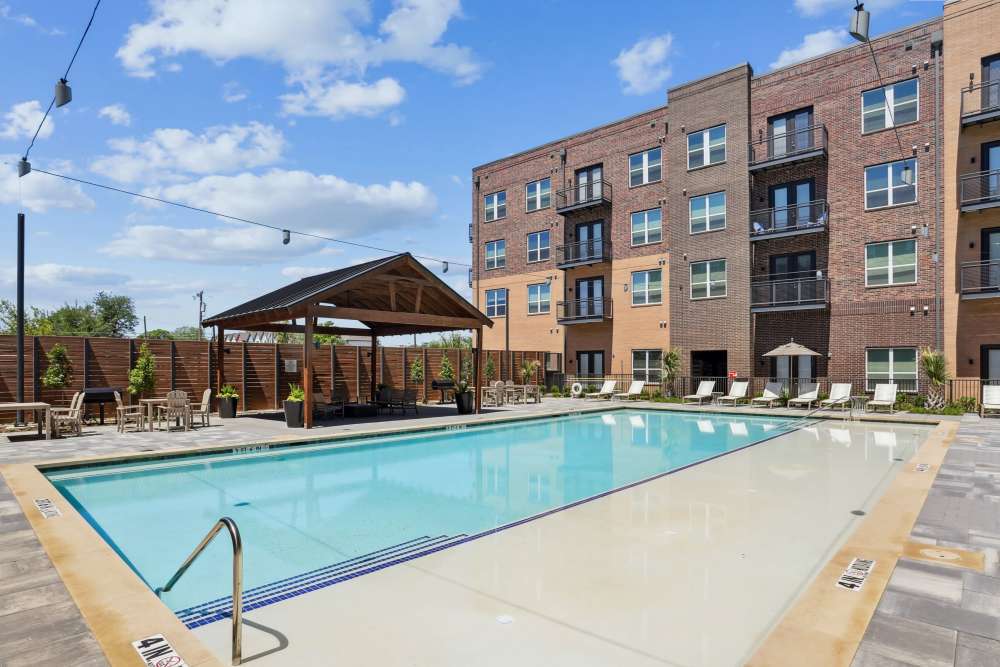 Resident lounge at Heritage McKinney Square in McKinney, Texas