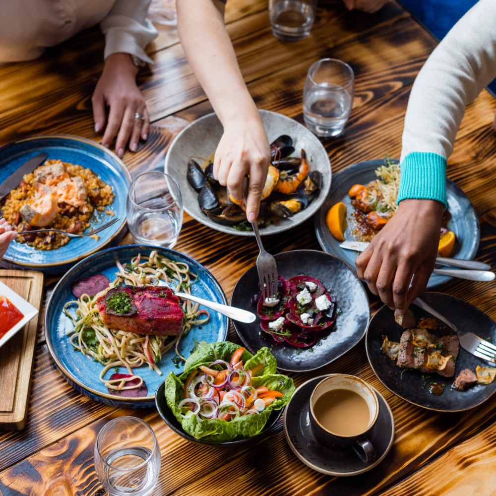 Residents eating out near 15 West Apartments in Vancouver, Washington