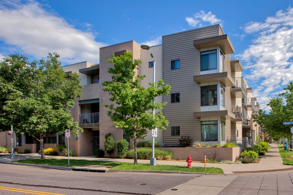 Photos of Downtown Belmar Apartments Lakewood, CO Apartments