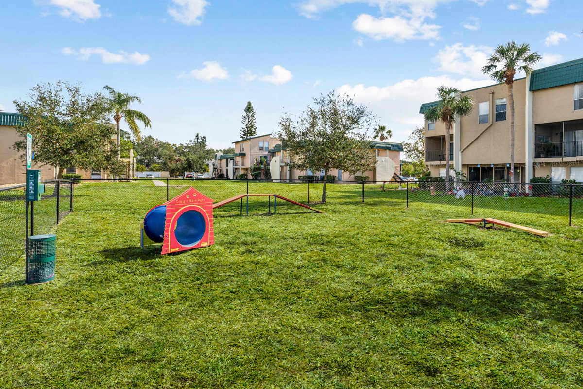 On-site pet park at Buena Vista in Seminole, Florida
