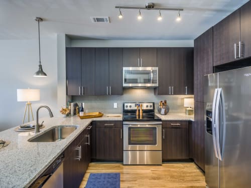Leigh House Apartment Homes For Rent In Northwest Raleigh Nc