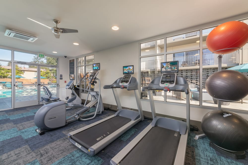 Luxury fitness center at apartments in Palo Alto, California