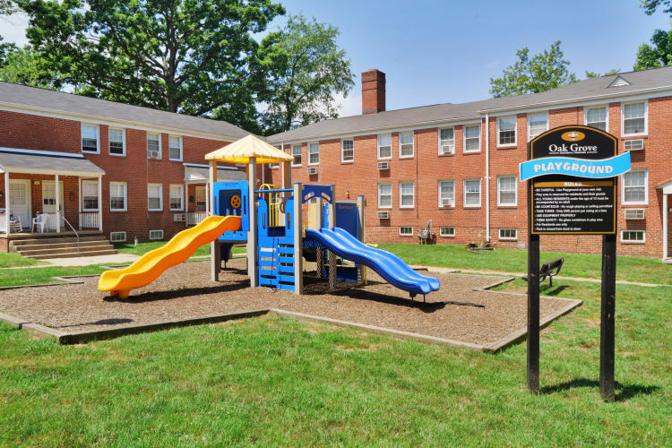 Oak Grove Apartments & Townhomes offers a basketball court in Middle River, MD