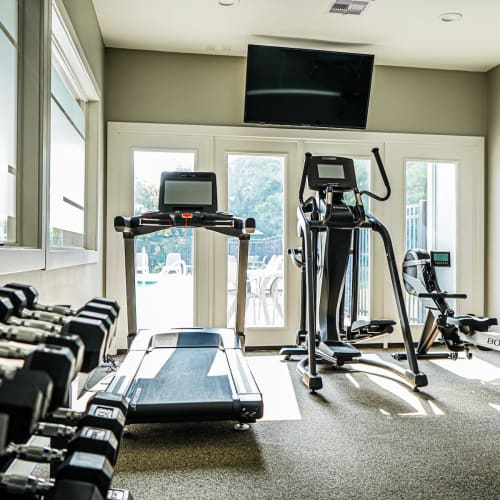 Enjoy apartments with a gym at Kenton Reserve in Independence, Kentucky