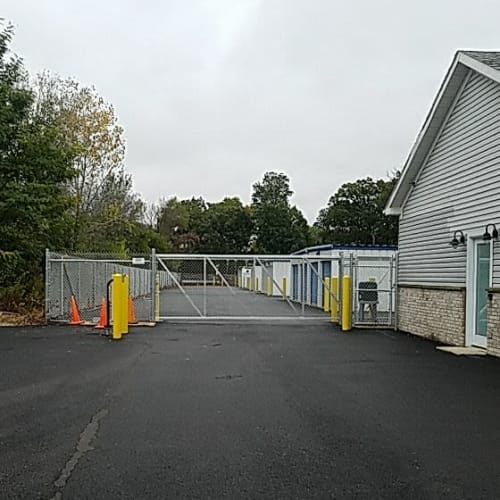 Electronic gate access to Red Dot Storage in Antioch, Illinois