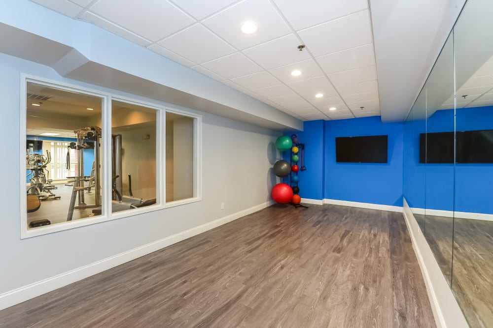 Yoga studio at Bishop's View Apartments & Townhomes in Cherry Hill, New Jersey