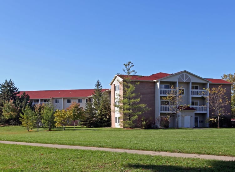 Spacious green outside of Parkside of Livonia in Livonia, Michigan