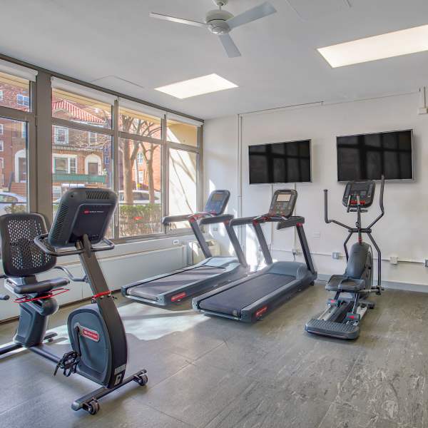 Shore Hill offers a wide variety of amenities in Brooklyn, New York