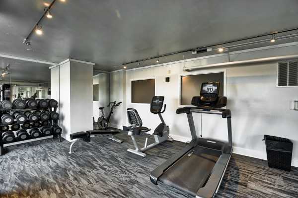 Fitness Center at Vista Del Rey Apartments in Tacoma, Washington