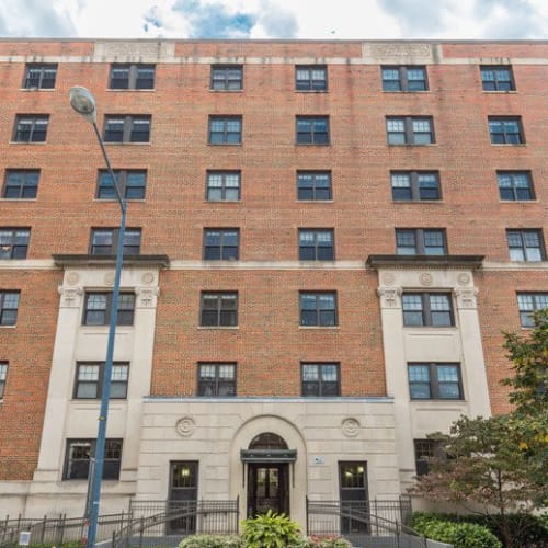 Link to 1630 R Street virtual tours page at Borger Residential in Washington, District of Columbia