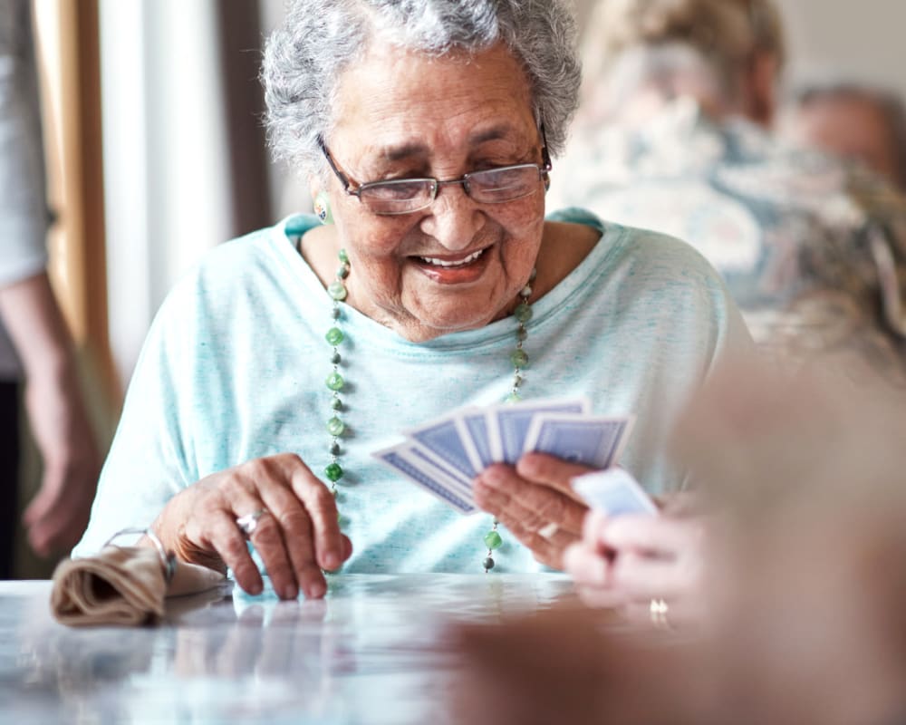 Resident playing cards at Governor's Port in Mentor, Ohio