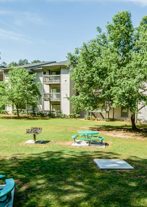 Beautifully architected open-concept model home at Arbor Crossing Apartments in Lithonia, Georgia