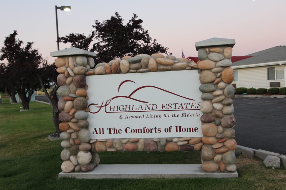 Sign for Highland Estates in Burley, Idaho.