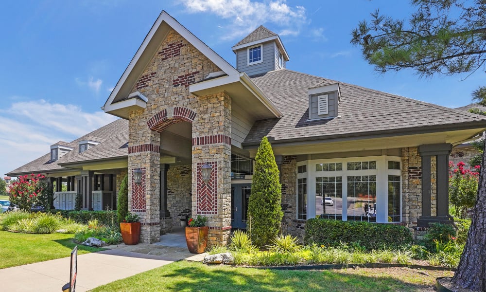 Exterior at Nickel Creek Apartments in Tulsa, Oklahoma