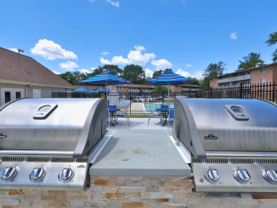 Enjoy the neighborhood at Willow Lake Apartment Homes