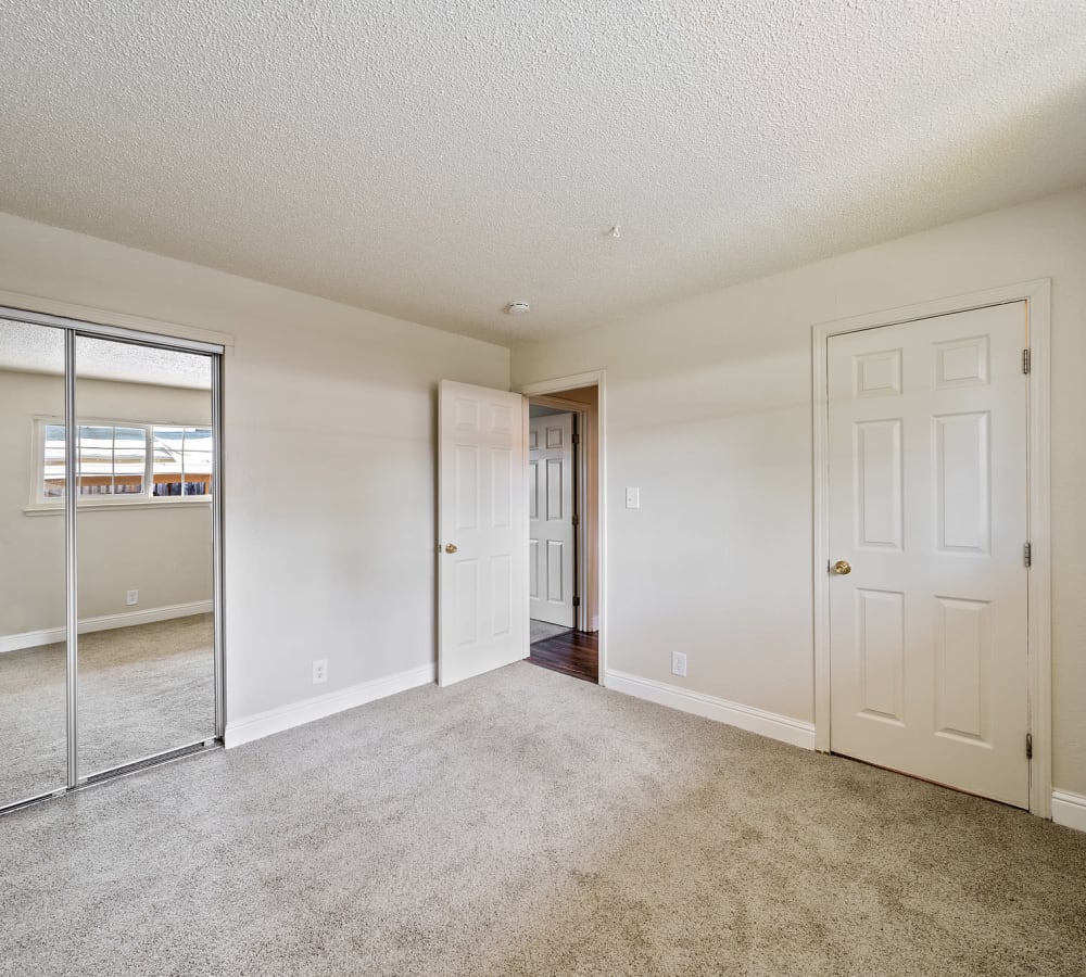 Plush carpeting in a model bedroom at Mountain View Apartments in Concord, California