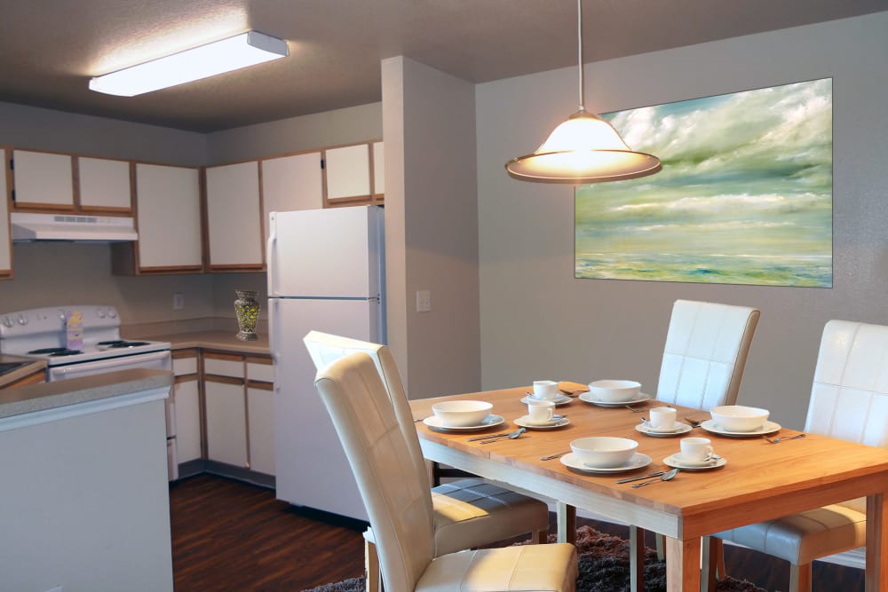 Dining room and kitchen at River Court Apartments