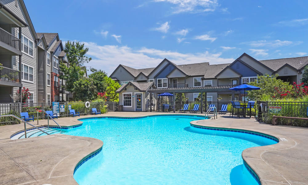 Pool at Nickel Creek Apartments in Tulsa, Oklahoma